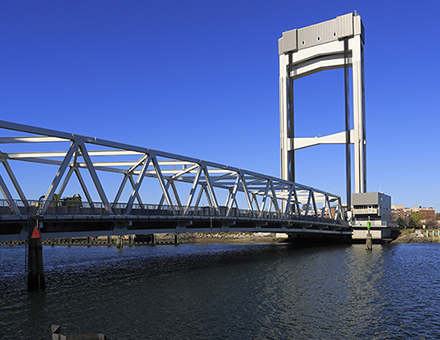 Chelsea Street Movable Bridge