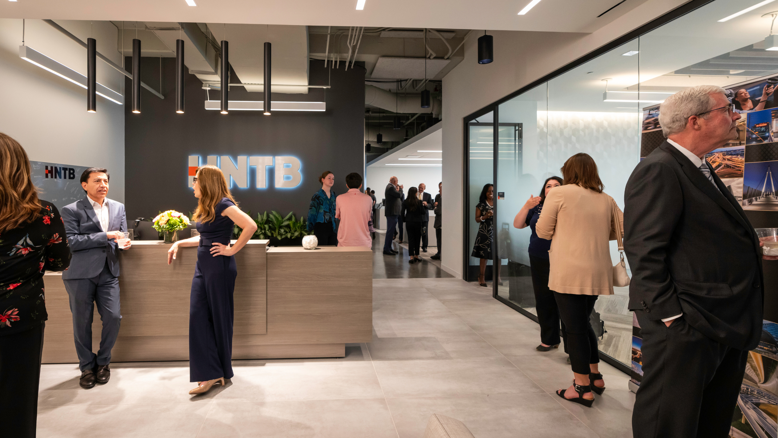 HNTB's architecture team reviews aviation model.