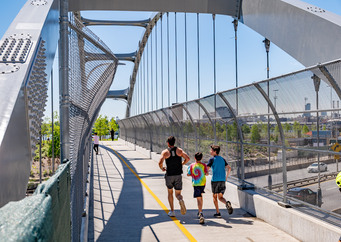 Built using ABC techniques, the Corlears Hook, Delancey Street and East 10th Street pedestrian bridges provide direct access to facilities over Franklin Delano Roosevelt Drive. Built using ABC techniques, the Corlears Hook, Delancey Street and East 10th Street pedestrian bridges provide direct access to facilities over Franklin Delano Roosevelt Drive.